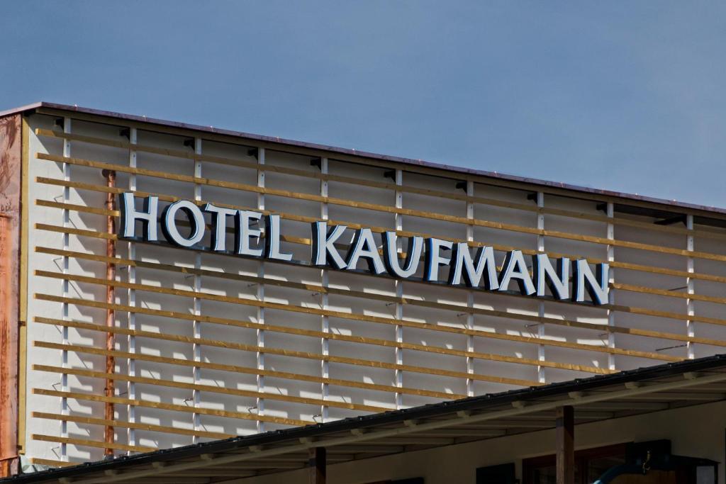 Hotel Kaufmann Roßhaupten Buitenkant foto